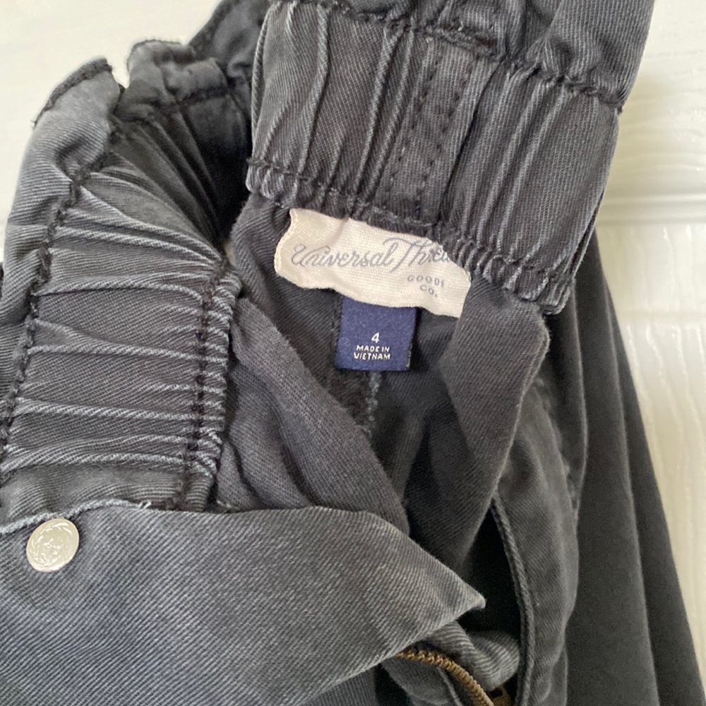 Cute baggy Universal Thread Pants